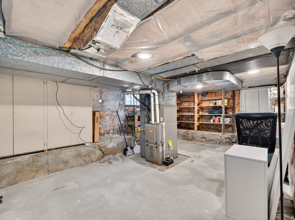 767 S ROBERTA ST Salt Lake City, UT 84111