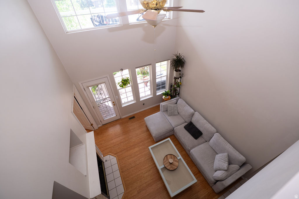 83 W 200 N Centerville, UT 84014