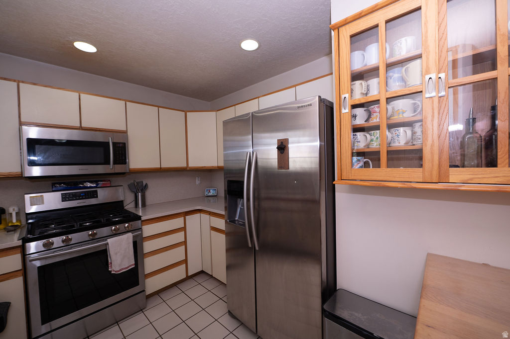 83 W 200 N Centerville, UT 84014