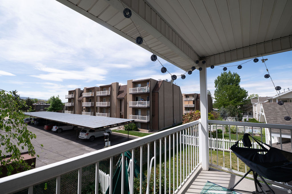 83 W 200 N Centerville, UT 84014