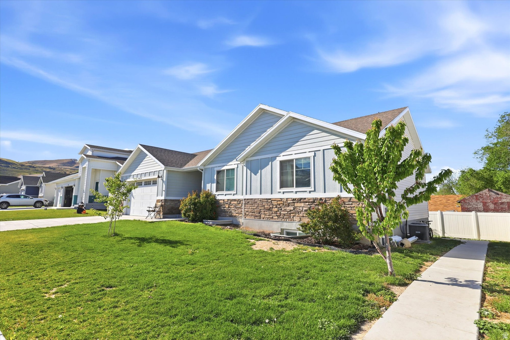 8814 W DAISY VIEW LN Magna, UT 84044