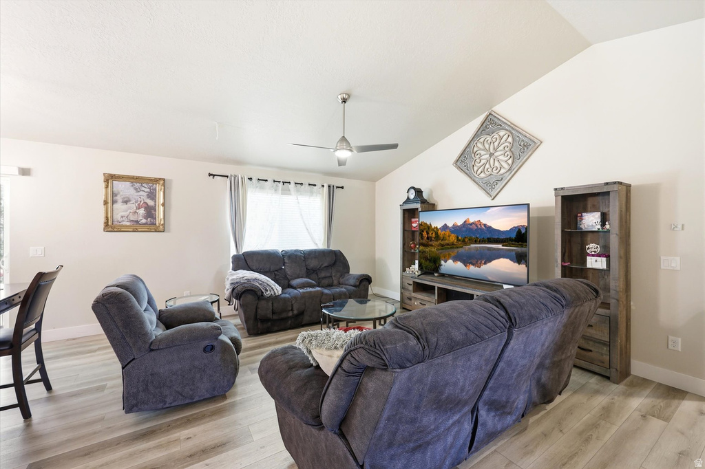 8814 W DAISY VIEW LN Magna, UT 84044