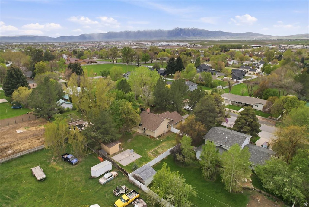 160 N 100 E Hyde Park, UT 84318