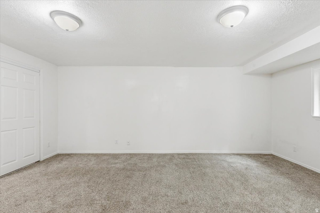 160 N 100 E Hyde Park, UT 84318