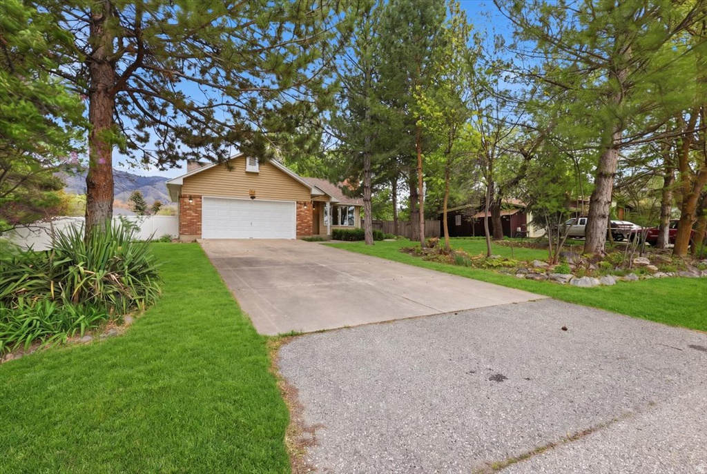160 N 100 E Hyde Park, UT 84318