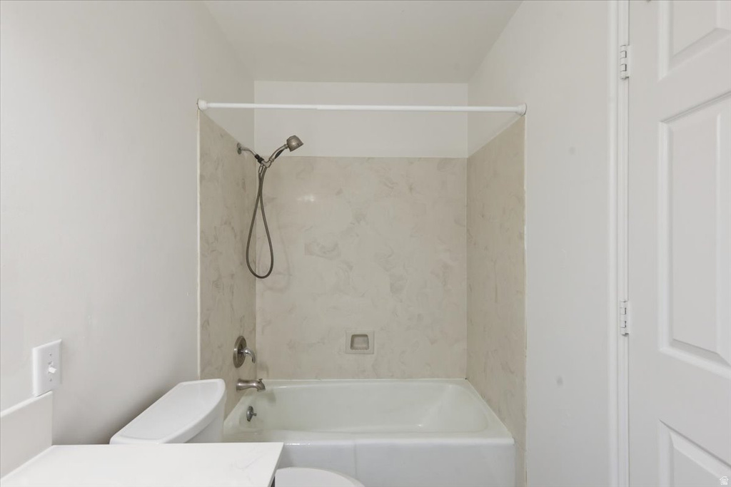 160 N 100 E Hyde Park, UT 84318