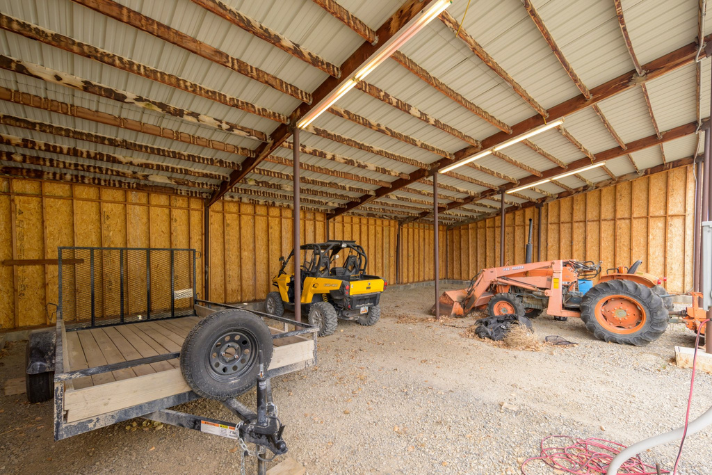 570 S 200 W Mona, UT 84645