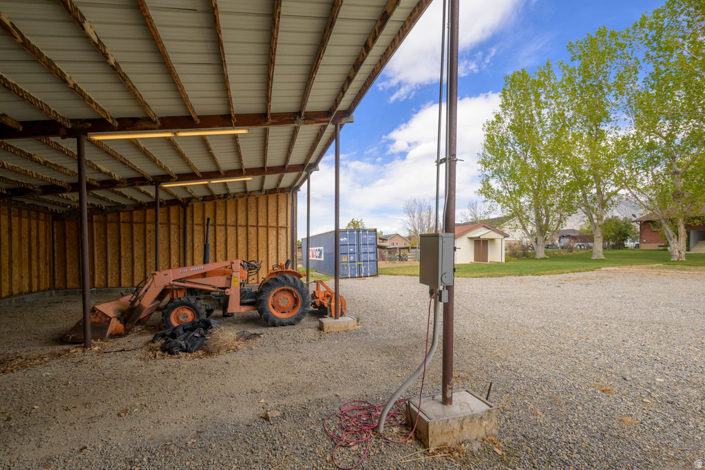 570 S 200 W Mona, UT 84645