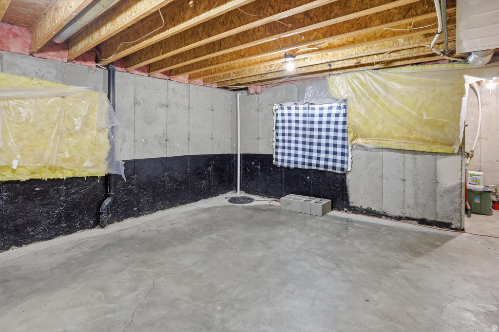 4576 E EVANS DR Eagle Mountain, UT 84005