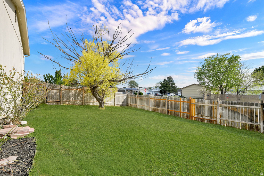 4239 W SUN DR Kearns, UT 84118