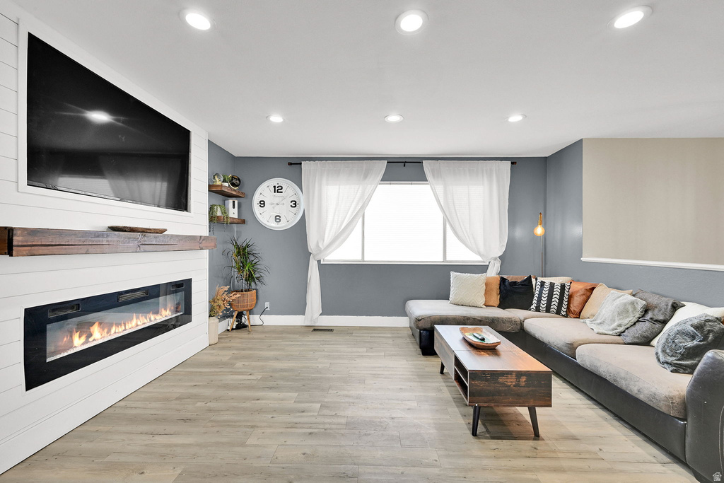 4239 W SUN DR Kearns, UT 84118