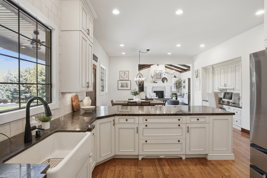 9 N MEADOWBROOK Alpine, UT 84004