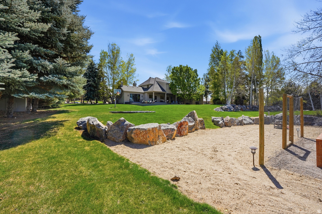 9 N MEADOWBROOK Alpine, UT 84004