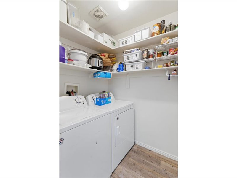 46 KENSINGTON PL Logan, UT 84341