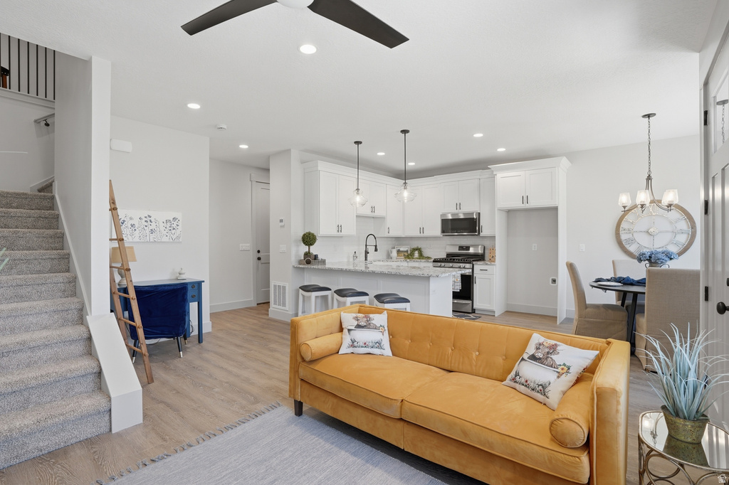 341 E 100 S Santaquin, UT 84655