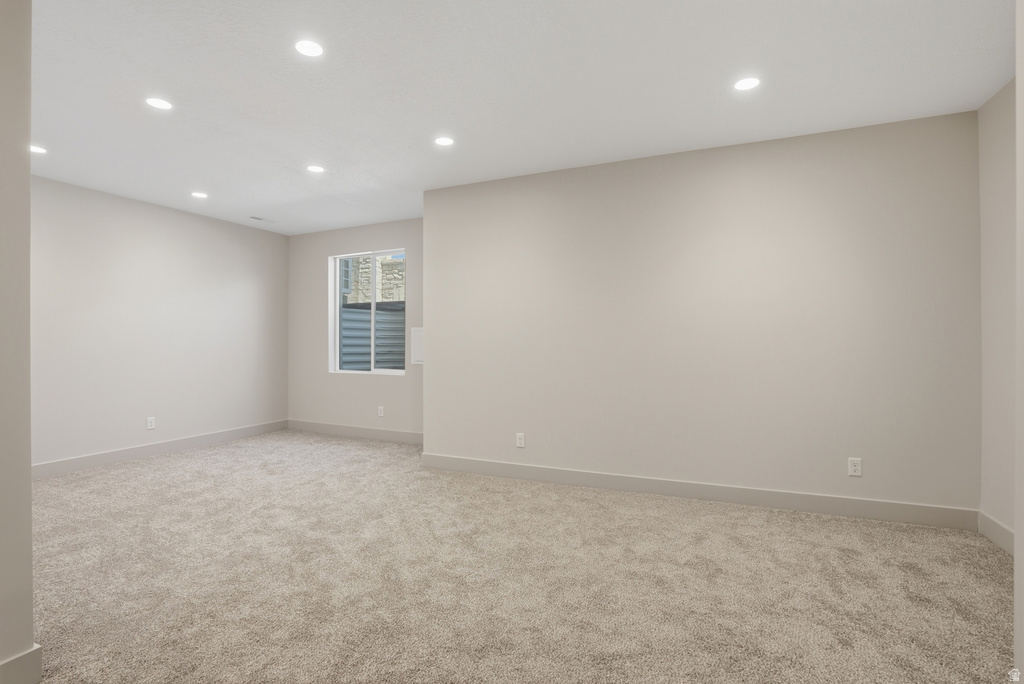 341 E 100 S Santaquin, UT 84655
