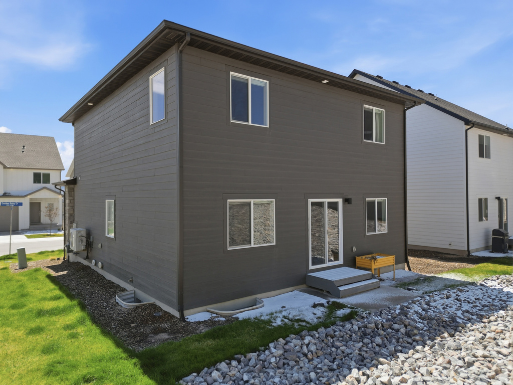 2031 N GOLDEN RUBY DR Saratoga Springs, UT 84045