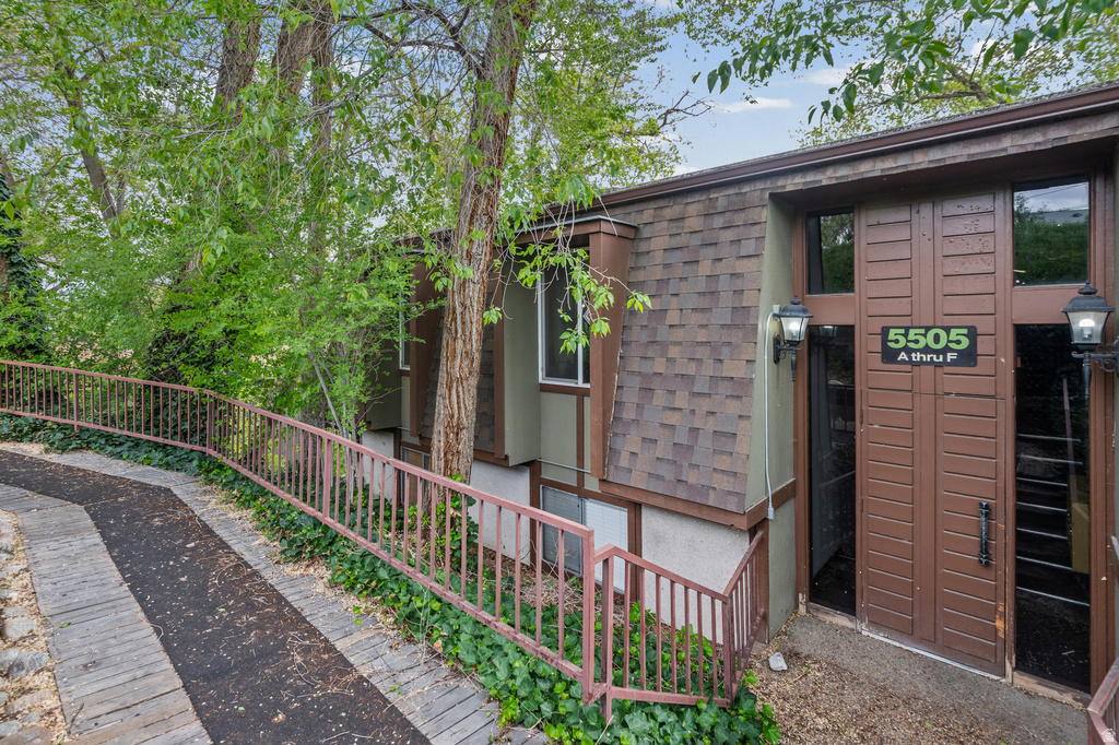 5505 S WILLOW LN #E Murray, UT 84107