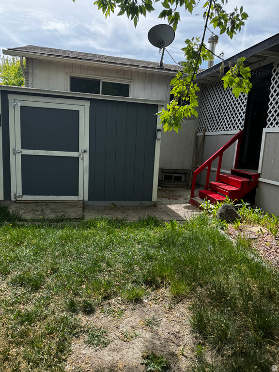 2284 W ZIONS DR Taylorsville, UT 84129