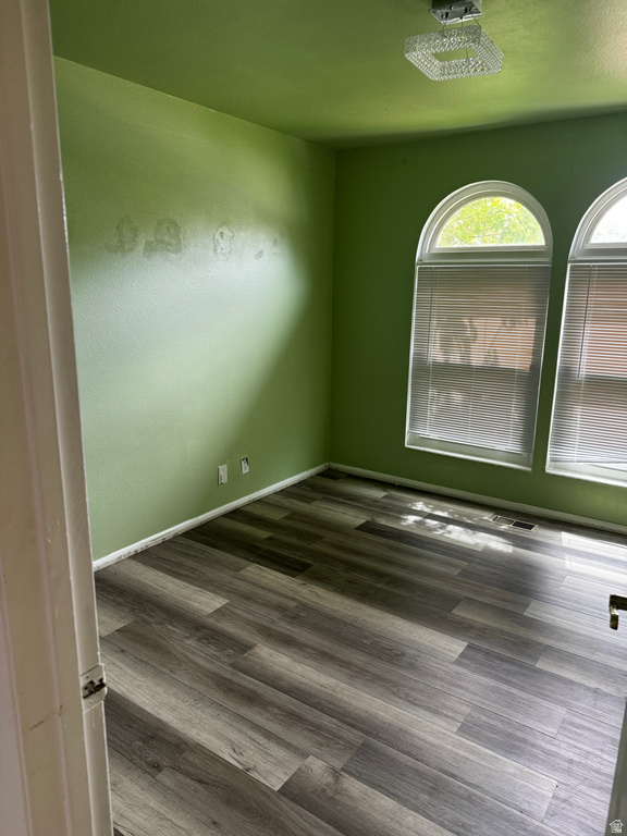 2284 W ZIONS DR Taylorsville, UT 84129