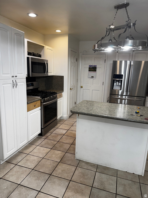 2284 W ZIONS DR Taylorsville, UT 84129