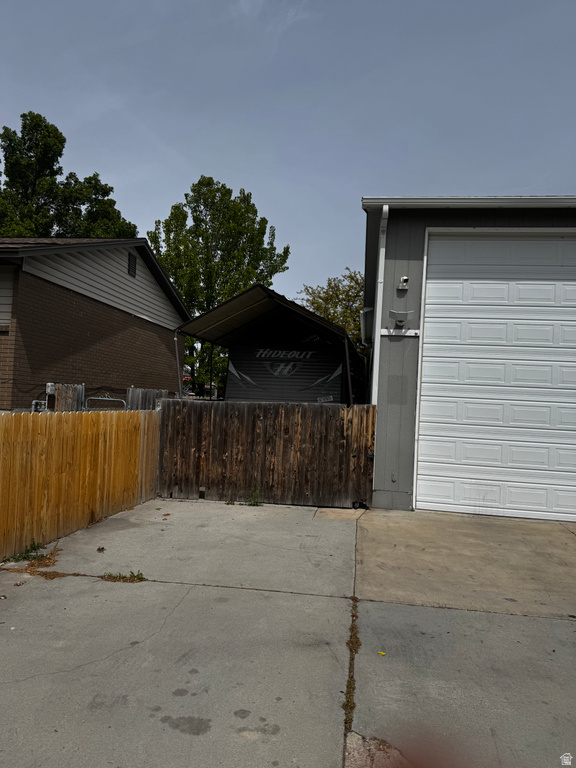 2284 W ZIONS DR Taylorsville, UT 84129