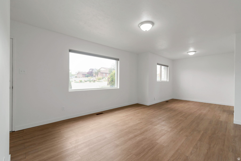 4566 W 5415 S Kearns, UT 84118