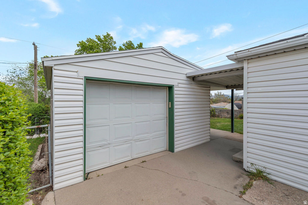 4566 W 5415 S Kearns, UT 84118