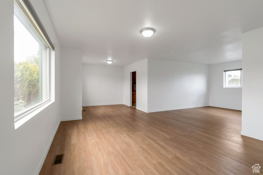 4566 W 5415 S Kearns, UT 84118