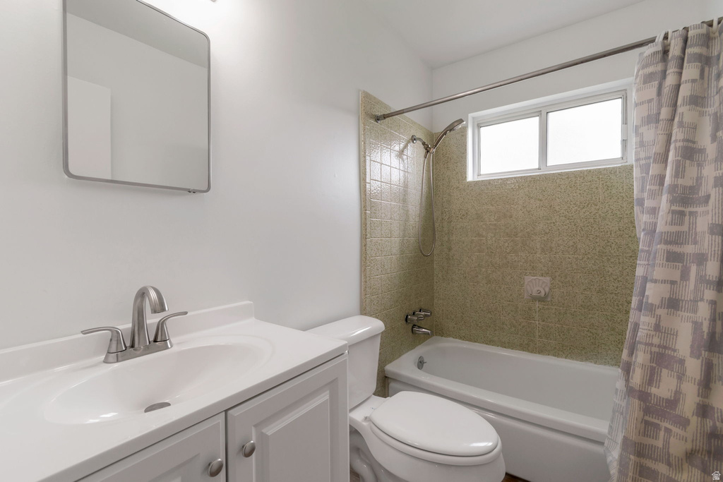 4566 W 5415 S Kearns, UT 84118