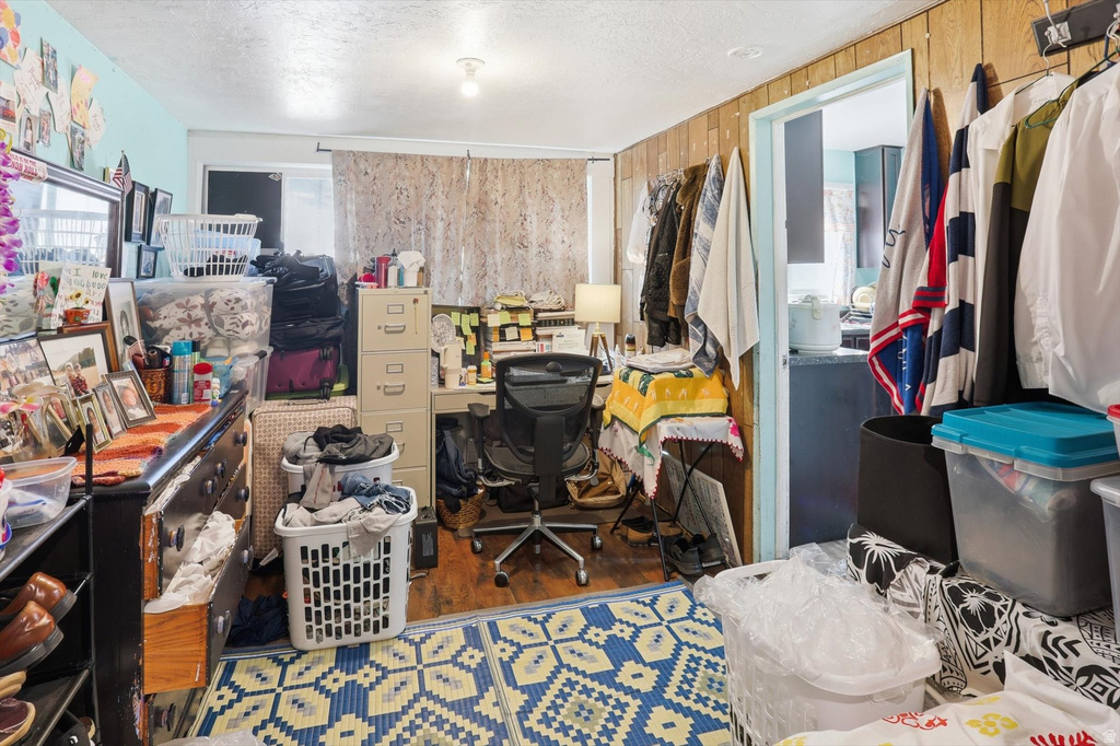 230 N 900 W Salt Lake City, UT 84116