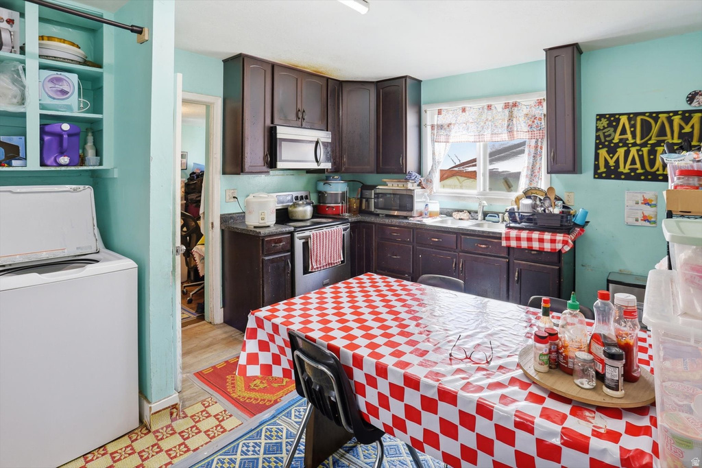 230 N 900 W Salt Lake City, UT 84116