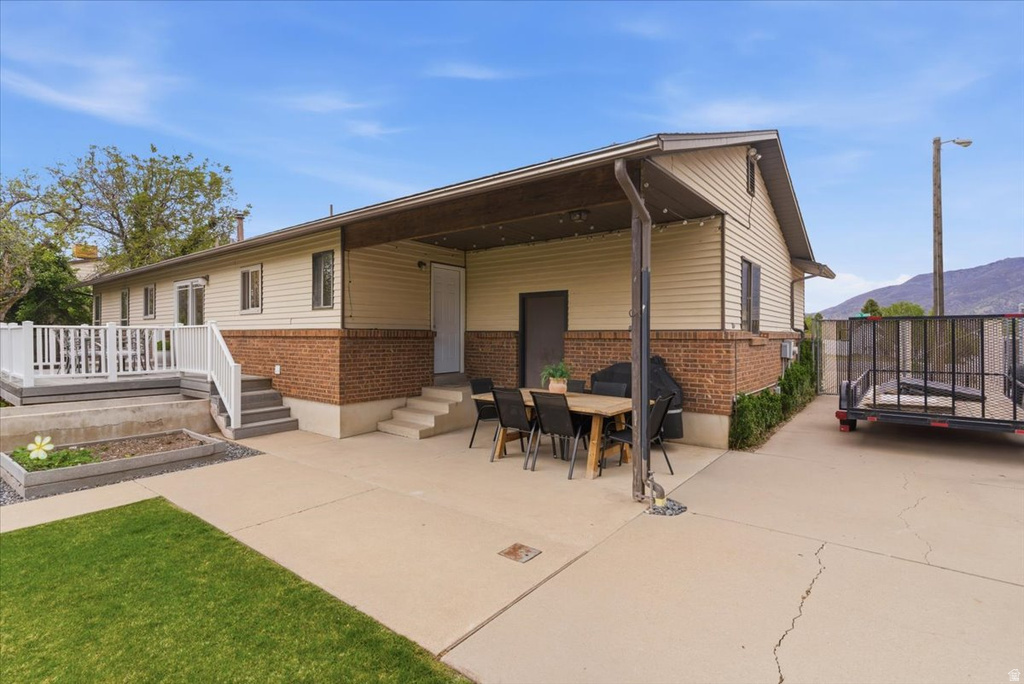 2860 E 3575 N Layton, UT 84040