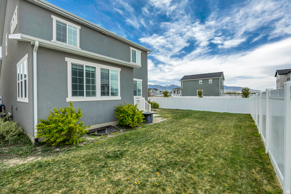 5695 N OSPREY DR Stansbury Park, UT 84074