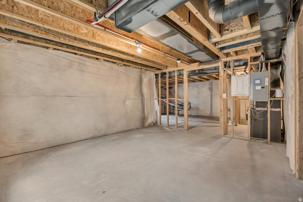 5695 N OSPREY DR Stansbury Park, UT 84074