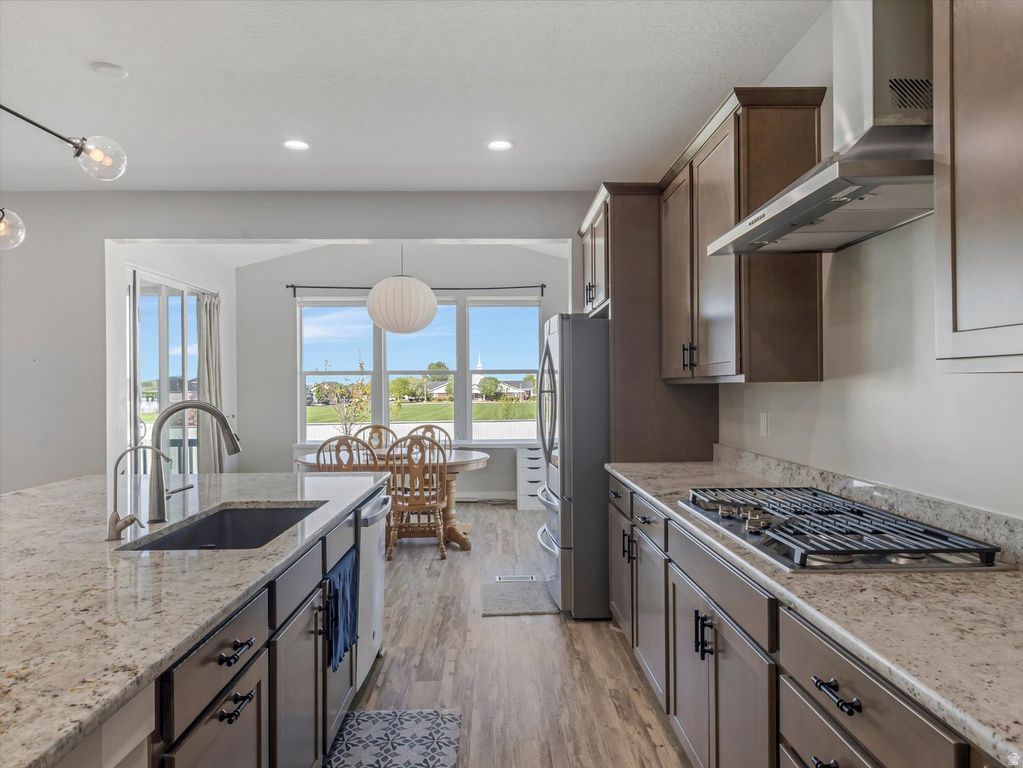 719 N 3500 ST Layton, UT 84041