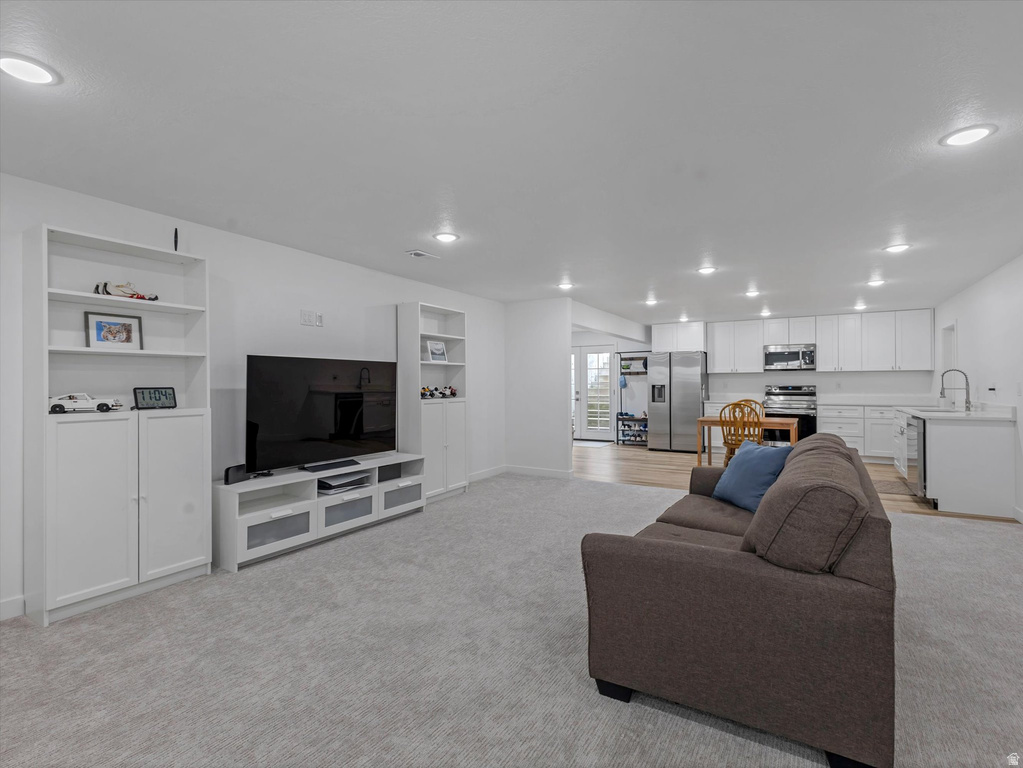 719 N 3500 ST Layton, UT 84041