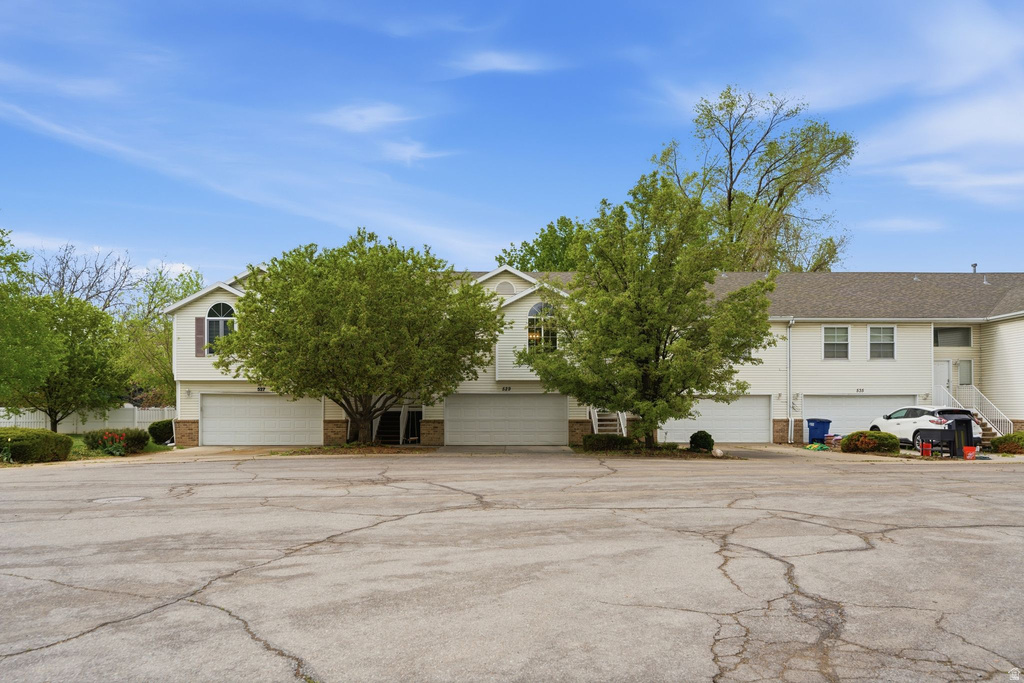 529 W 230 N Layton, UT 84041