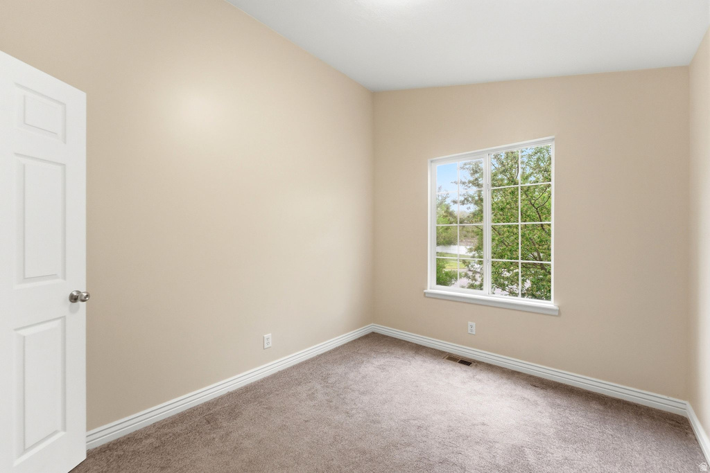 529 W 230 N Layton, UT 84041