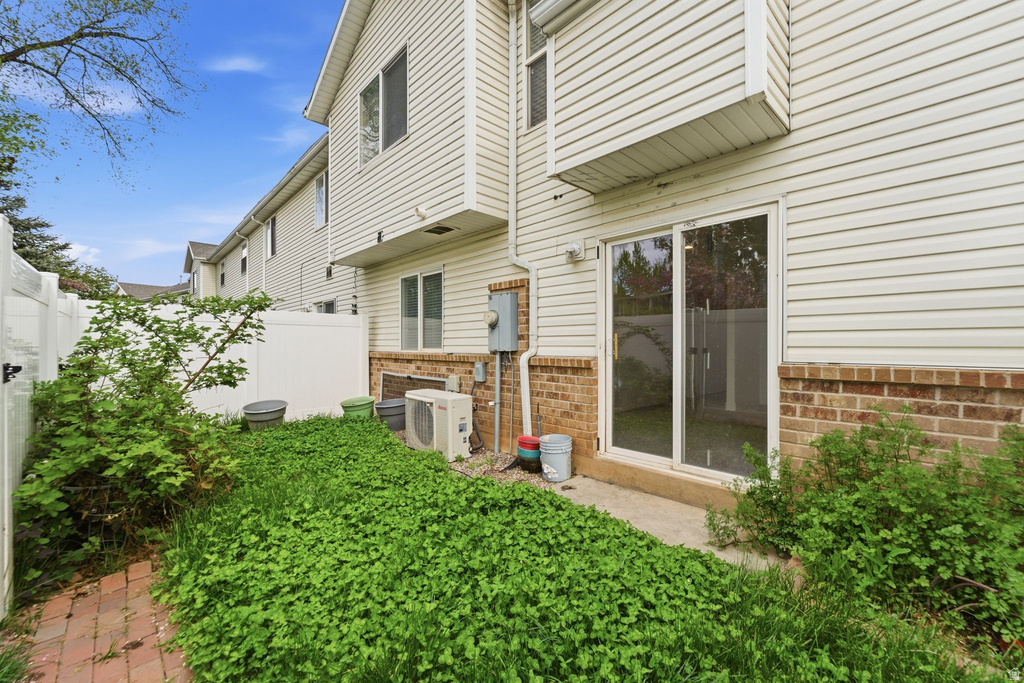 529 W 230 N Layton, UT 84041