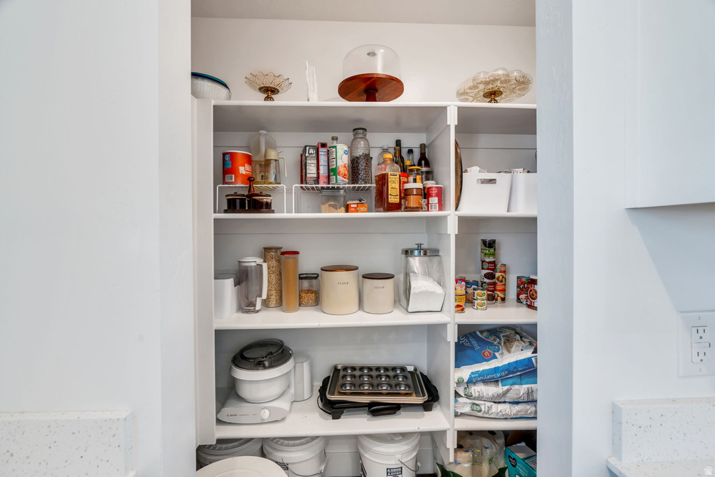 1530 S WINDSONG DR Santaquin, UT 84655