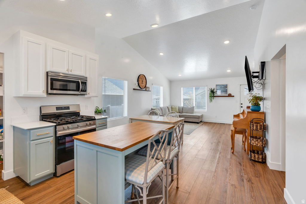 1530 S WINDSONG DR Santaquin, UT 84655