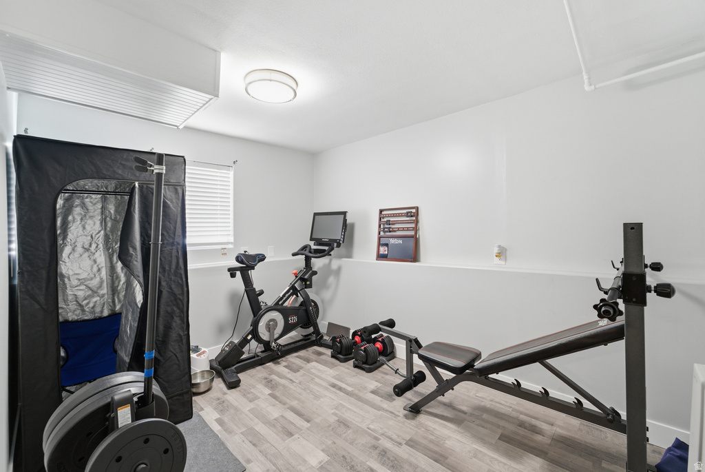 5726 W DALE AMOUR DR Salt Lake City, UT 84118