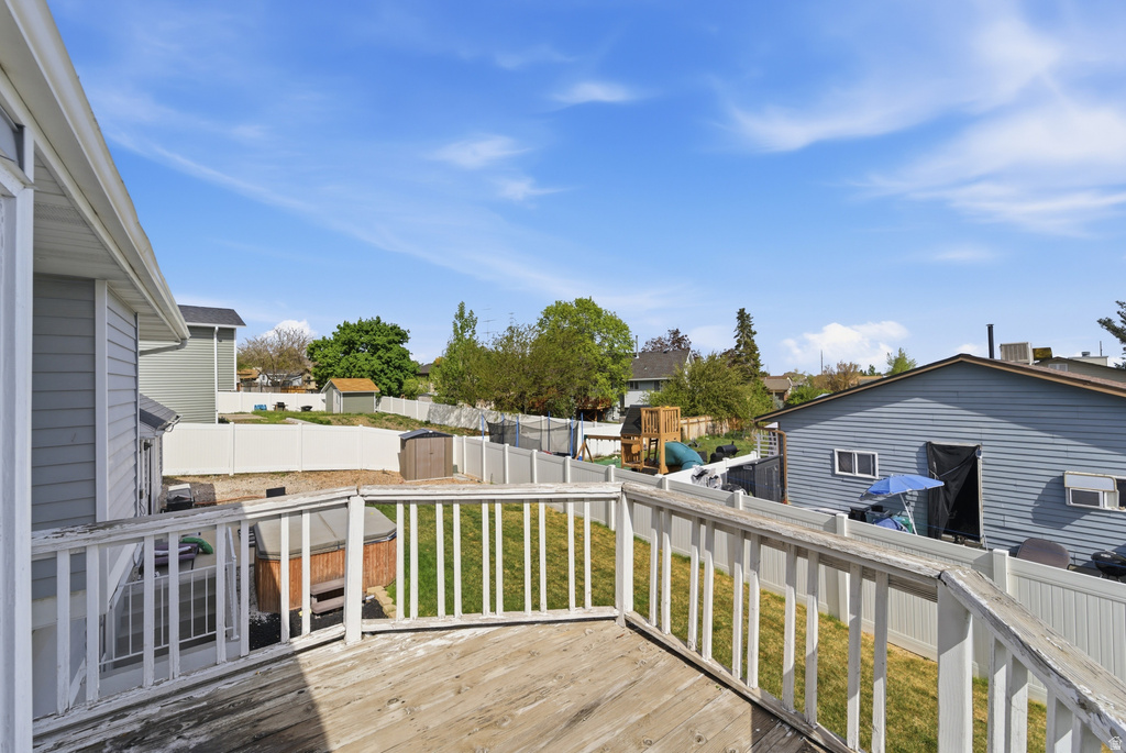 5726 W DALE AMOUR DR Salt Lake City, UT 84118