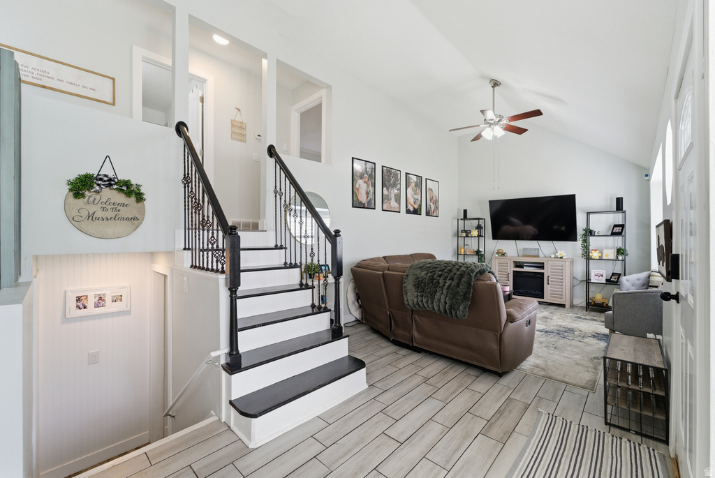 5726 W DALE AMOUR DR Salt Lake City, UT 84118