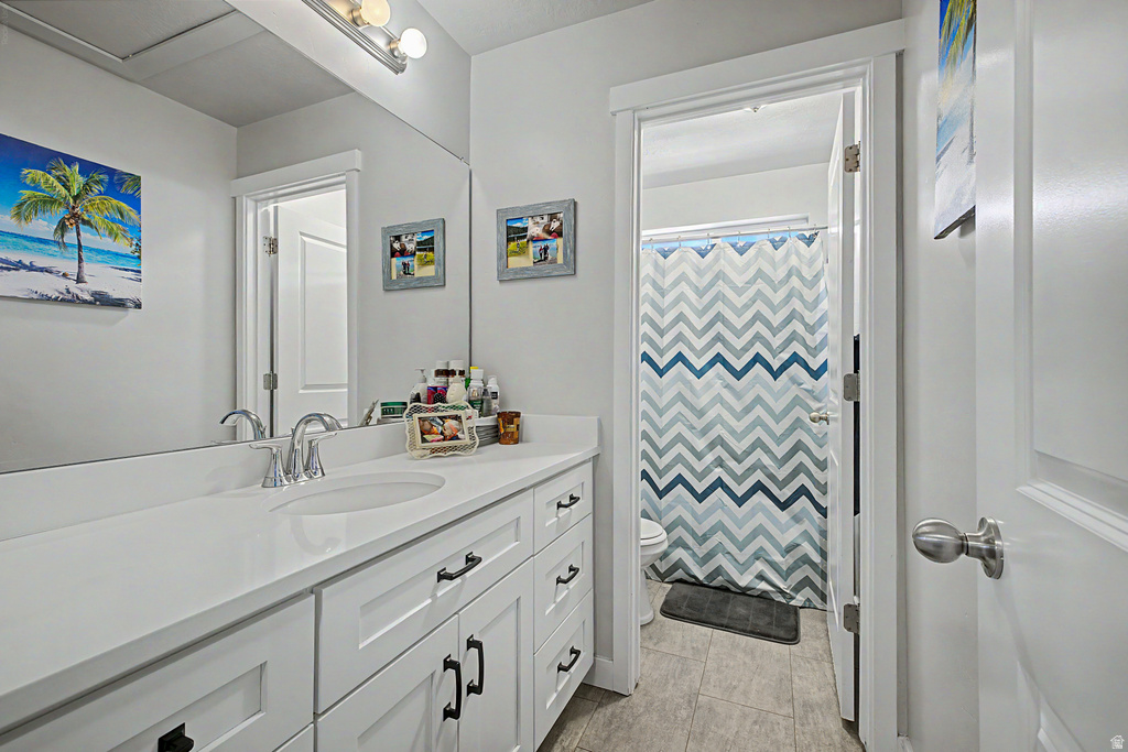 63 E BLUE HERON DR Saratoga Springs, UT 84045