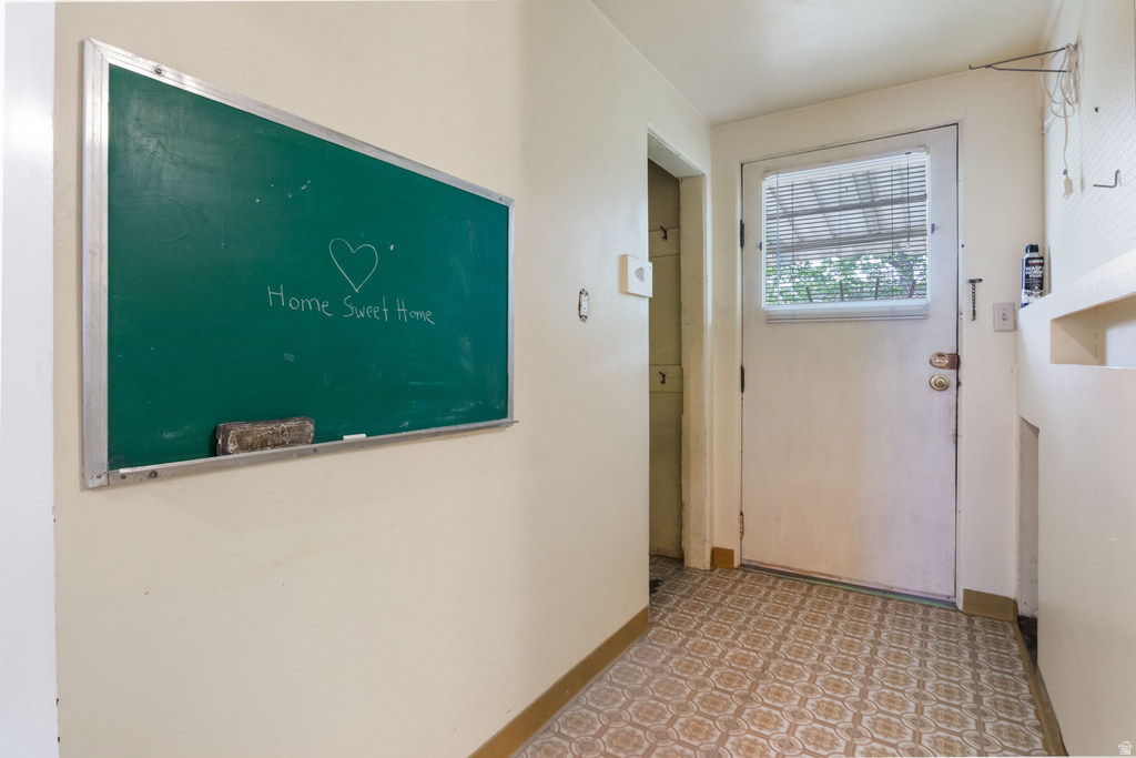 585 E 700 S Springville, UT 84663