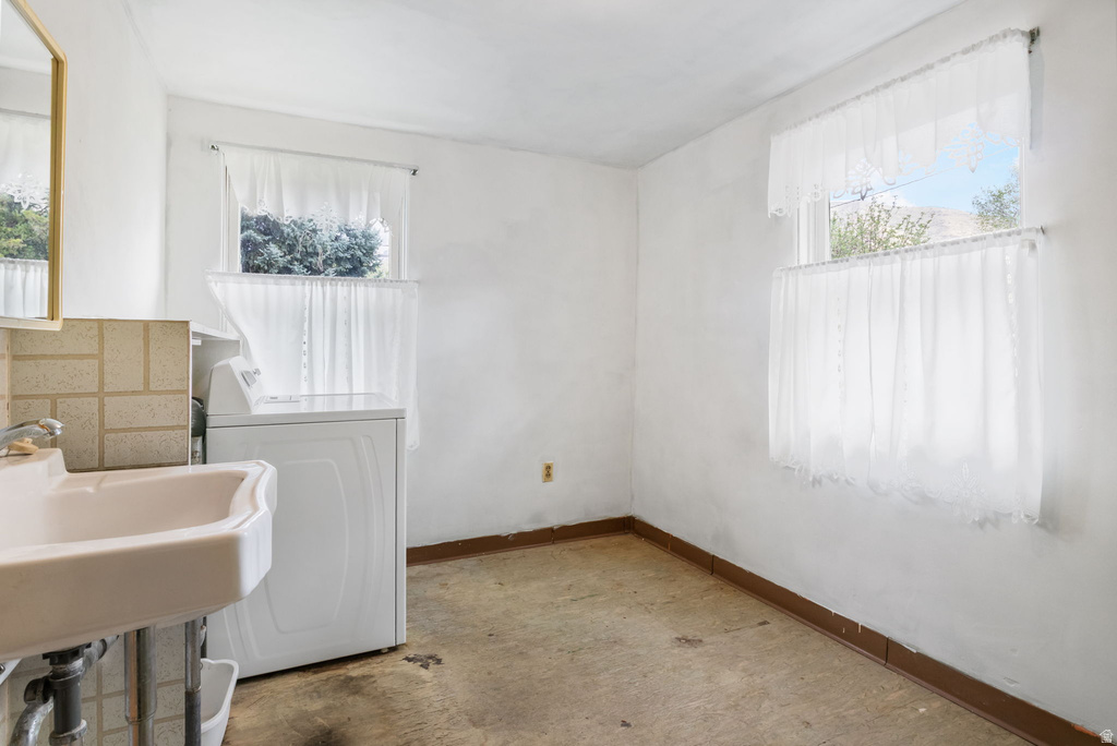 585 E 700 S Springville, UT 84663