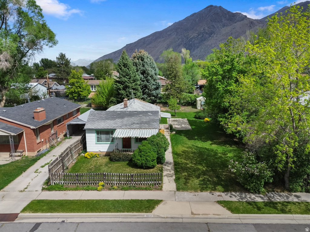 585 E 700 S Springville, UT 84663