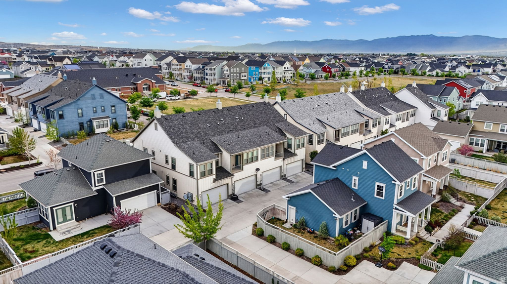 5143 W SPLIT ROCK DR South Jordan, UT 84009